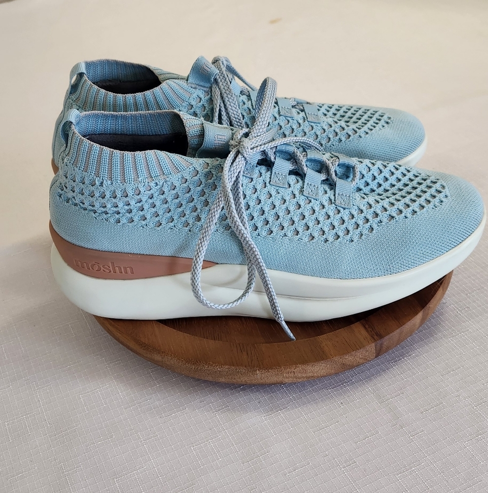 Moshn Vigor Klogs Aquatic Glacier Sneakers. Size 8.5 - Picture 3 of 9
